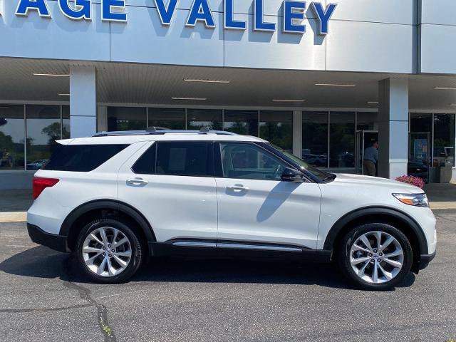 Certified 2022 Ford Explorer Platinum w/ Equipment Group 601A AWD/4WD image 8