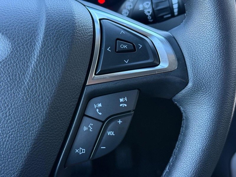 Certified 2024 Ford Edge SEL w/ Convenience Package image 16