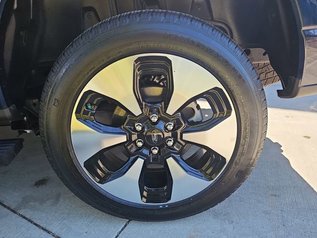 Certified 2024 Ford F150 Lightning Platinum AWD/4WD image 32