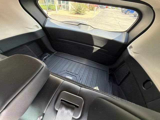 Used 2024 Nissan Rogue SL w/ SL Premium Package FWD image 17