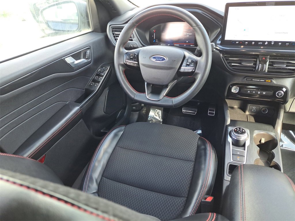 Certified 2023 Ford Escape ST-Line w/ Tech Pack #1 image 8