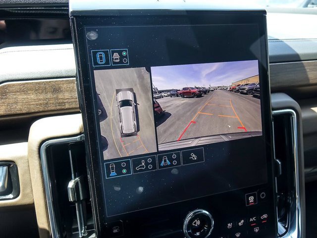 Used 2026 GMC Yukon Denali Ultimate AWD/4WD image 27