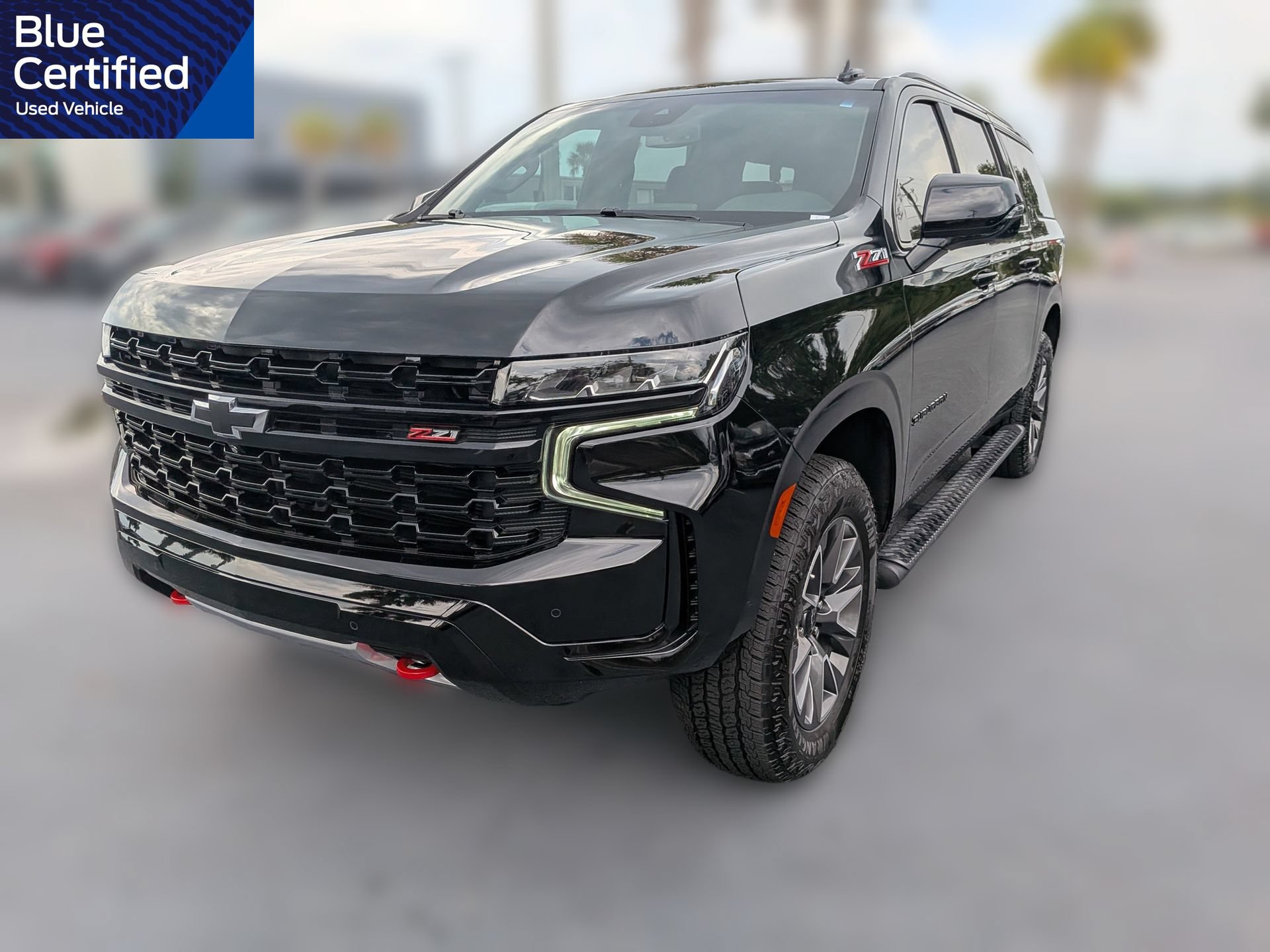 Used 2024 Chevrolet Suburban Z71 w/ Luxury Package AWD/4WD image 9