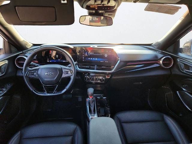 Used 2025 Chevrolet Trax RS w/ Sunroof Package FWD image 22