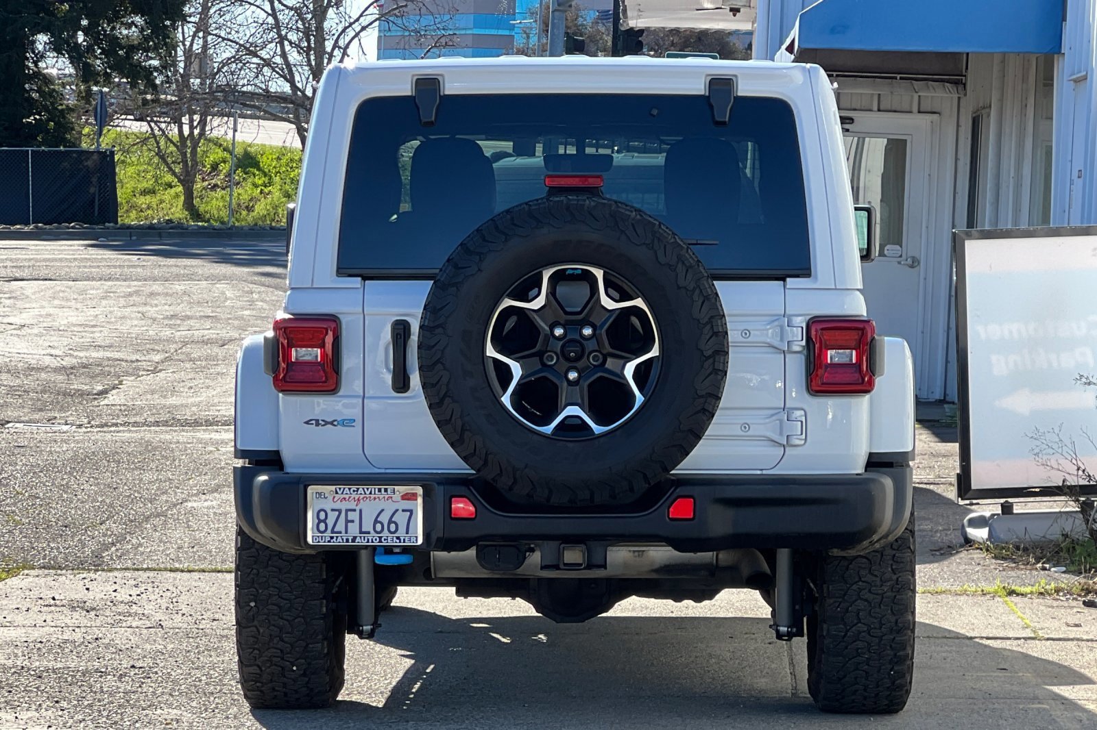 Used 2021 Jeep Wrangler Unlimited Rubicon 4xe w/ Steel Bumper Group image 4