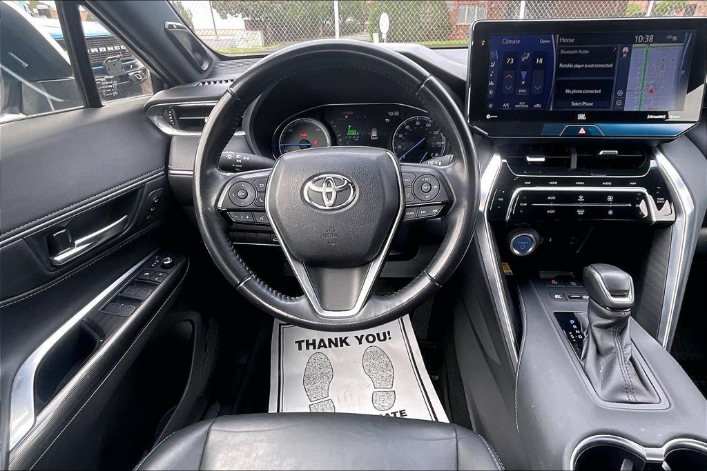 Used 2022 Toyota Venza XLE AWD/4WD image 4