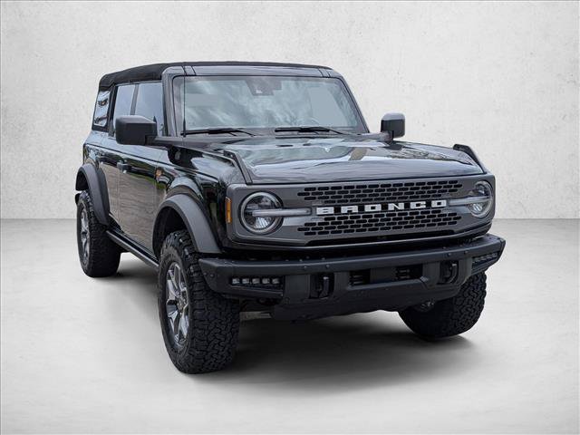 Certified 2024 Ford Bronco Badlands AWD/4WD video 3