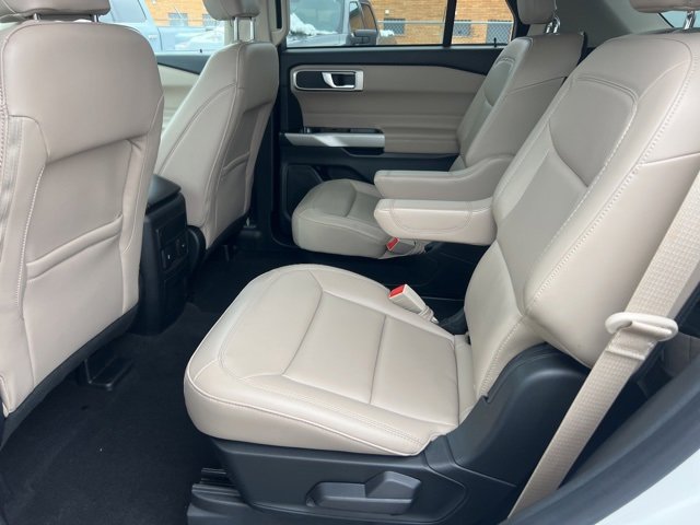 Certified 2023 Ford Explorer XLT w/ Equipment Group 202A image 20