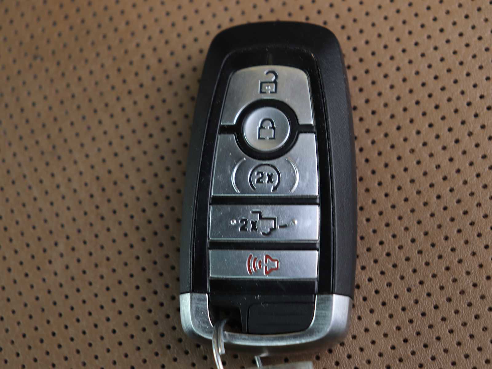 Certified 2021 Ford F150 Lariat w/ Equipment Group 502A High image 41