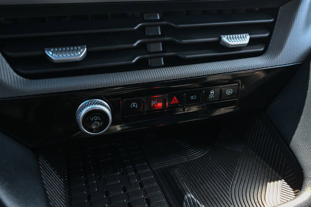 Certified 2025 Ford Explorer ST AWD/4WD image 37