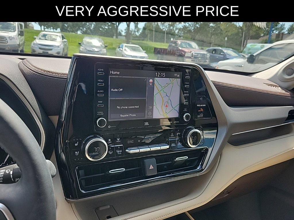 Used 2020 Toyota Highlander Limited FWD image 26