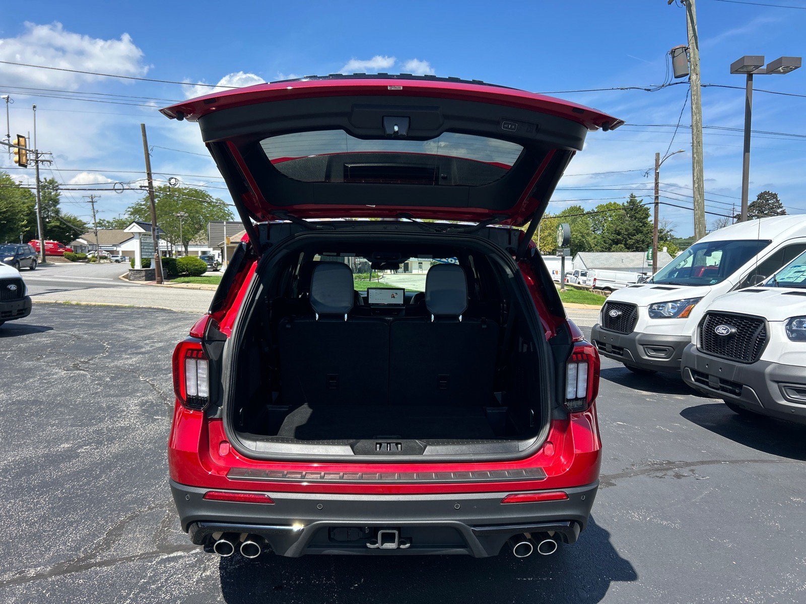 Certified 2025 Ford Explorer ST w/ Sun And Sound Package AWD/4WD image 17