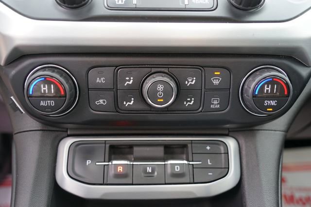 Used 2021 GMC Acadia SLT w/ Technology Package image 16