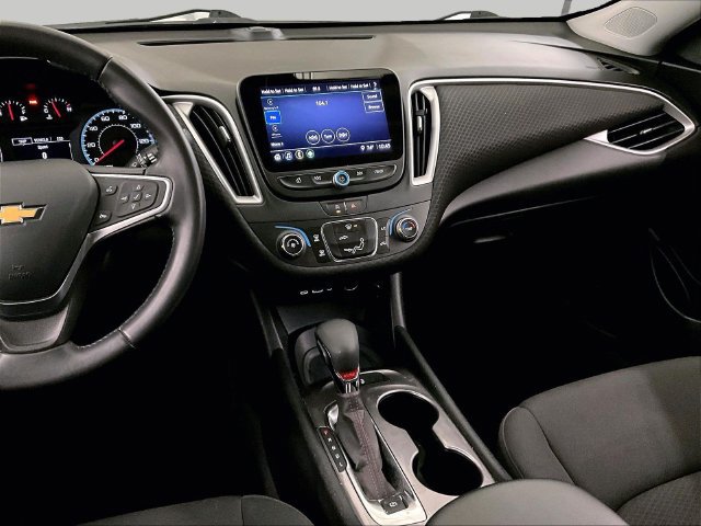 Used 2022 Chevrolet Malibu RS FWD image 6