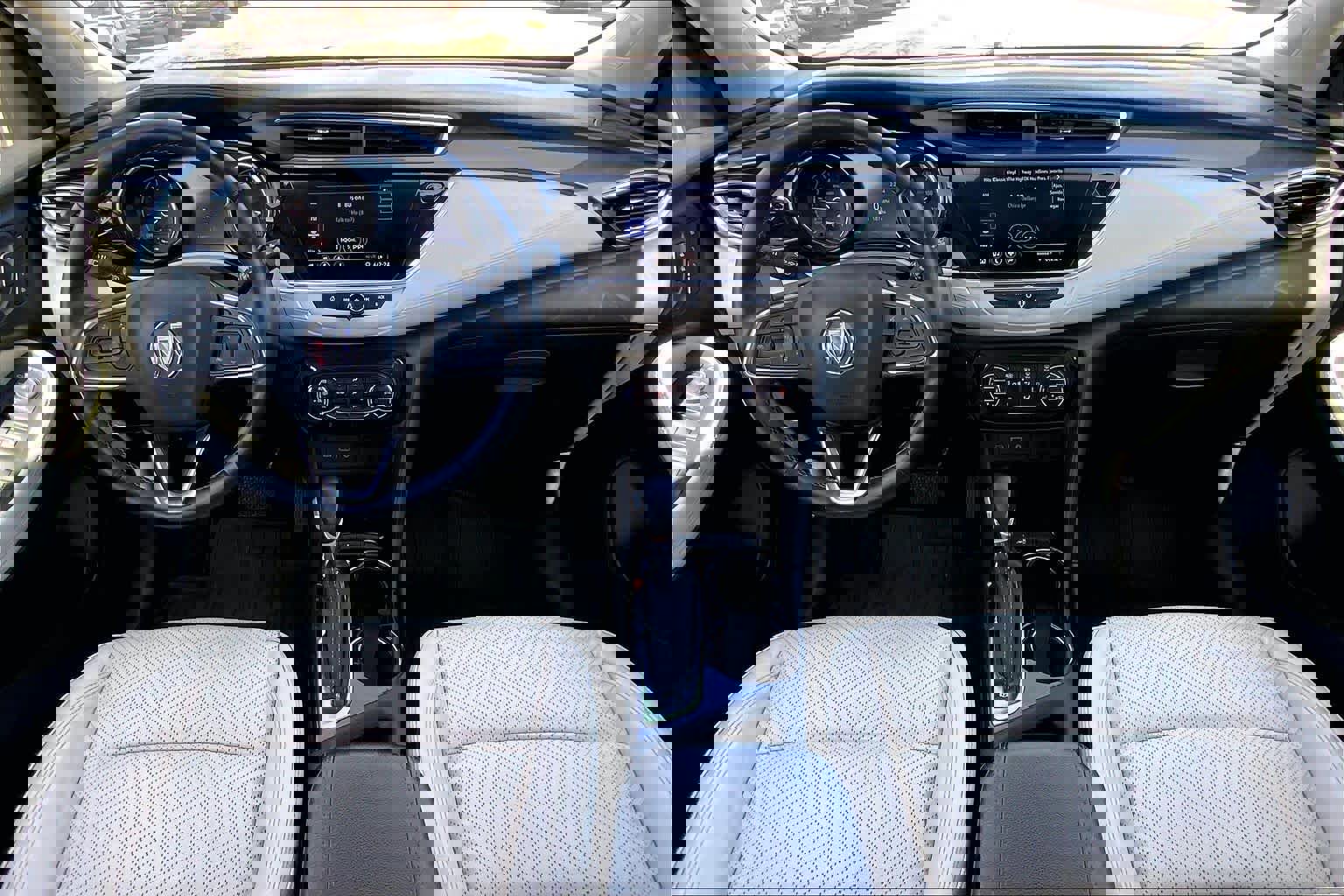 Used 2022 Buick Encore GX Essence image 15