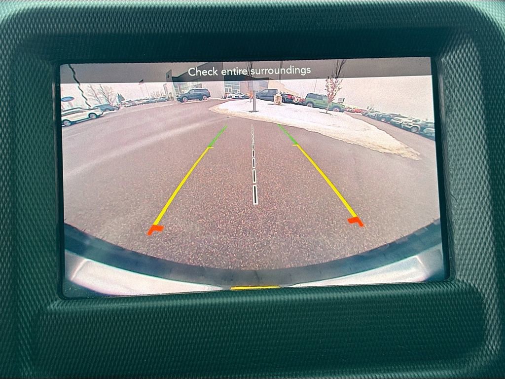 Used 2019 Jeep Wrangler Unlimited Sahara image 11