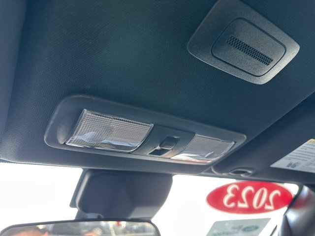 Used 2023 Nissan Frontier SV w/ Midnight Edition Package image 30