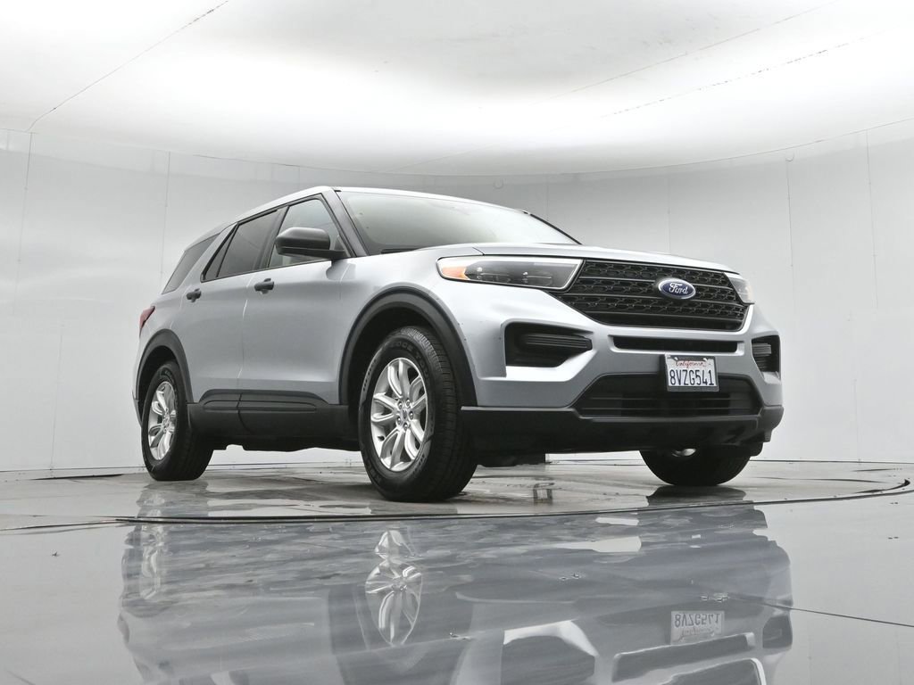 Certified 2021 Ford Explorer 2WD image 5