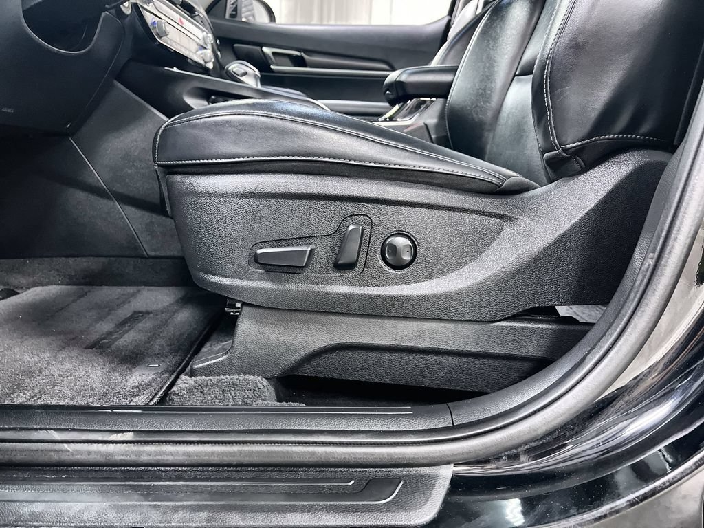 Used 2025 Kia Telluride S FWD image 13