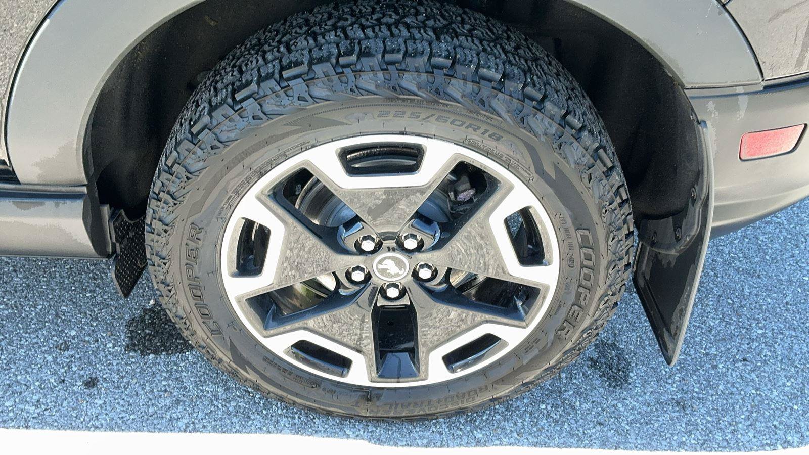 Certified 2023 Ford Bronco Sport Outer Banks AWD/4WD image 11