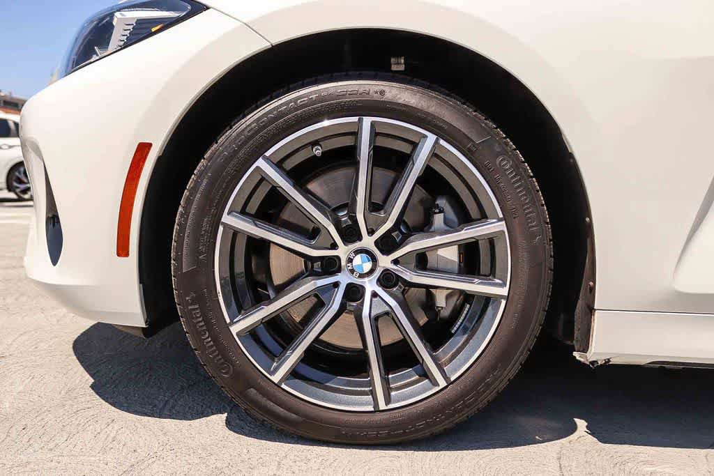 Used 2026 BMW 430i Convertible RWD image 17