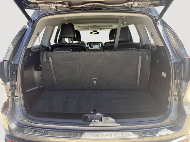 Used 2017 Toyota Highlander XLE AWD/4WD image 20
