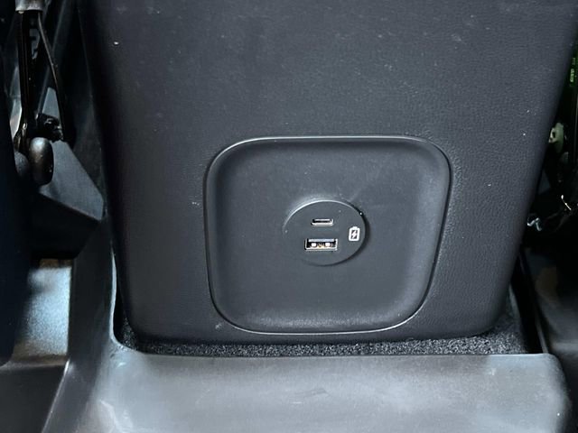 Certified 2022 Ford Escape SEL w/ Technology Package AWD/4WD image 16