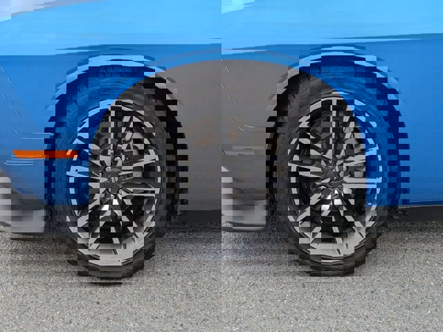 Used 2023 Dodge Challenger GT w/ Plus Package image 11