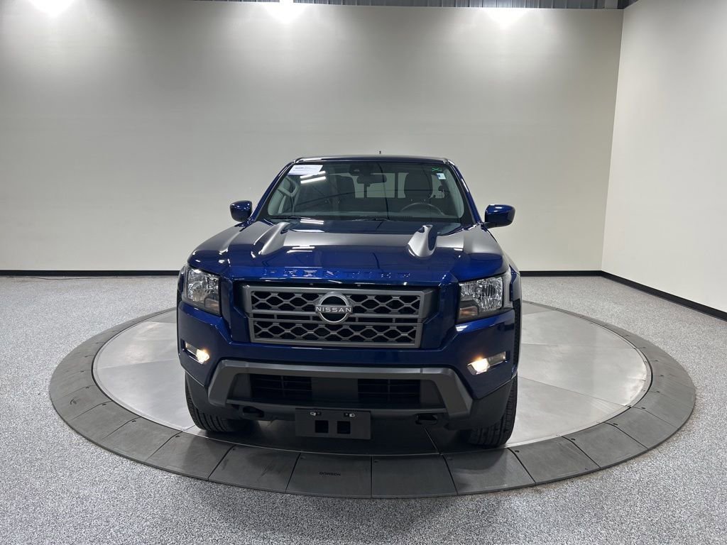 Used 2022 Nissan Frontier SV AWD/4WD image 9