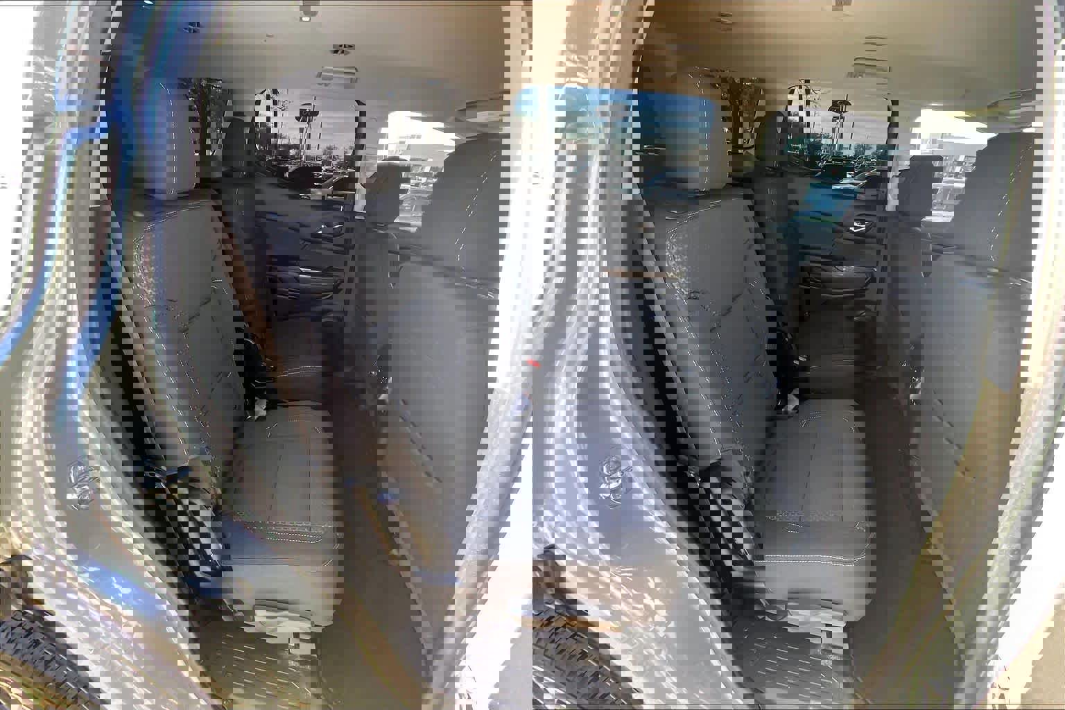 Used 2023 GMC Acadia SLE w/ Elevation Edition image 19