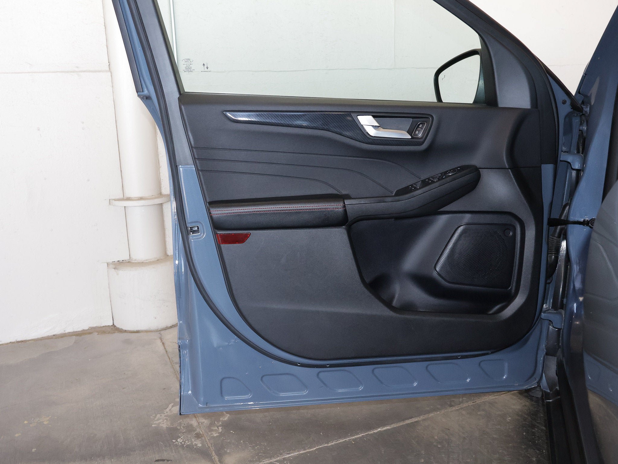 Certified 2024 Ford Escape ST-Line AWD/4WD image 33