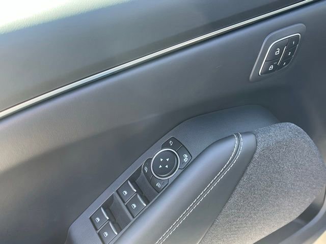 Certified 2025 Ford Mustang Mach-E Premium image 14