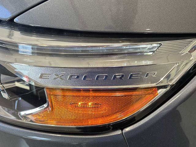 Certified 2022 Ford Explorer XLT w/ Equipment Group 202A image 32