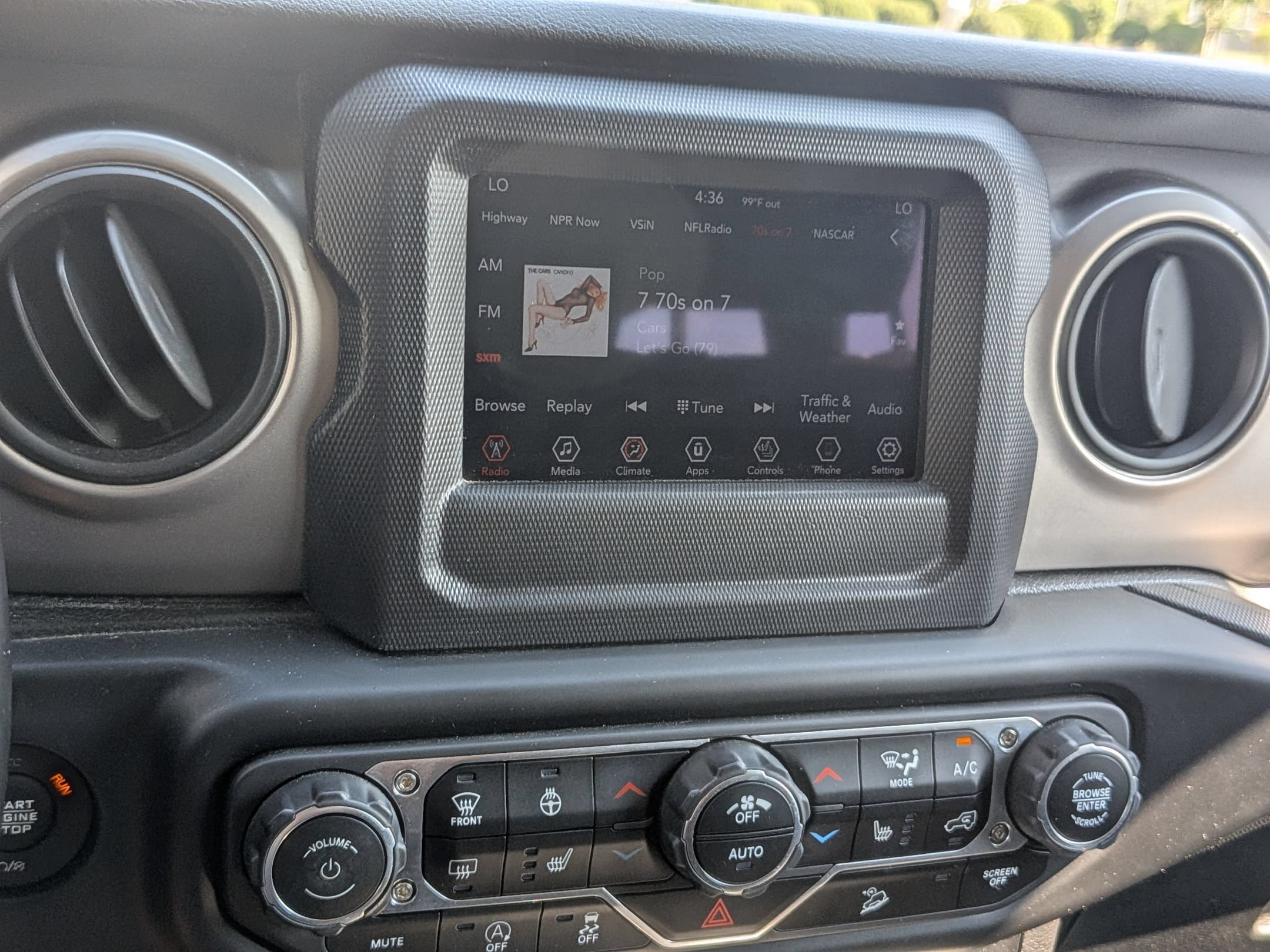 Used 2020 Jeep Wrangler Unlimited Sport AWD/4WD image 21