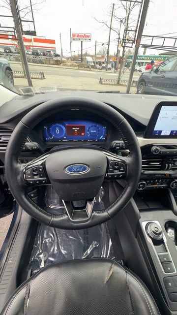 Certified 2021 Ford Escape SEL w/ Technology Package image 12