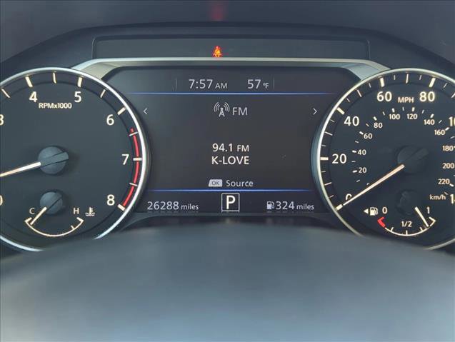 Used 2025 Nissan Altima 2.5 SV FWD image 11