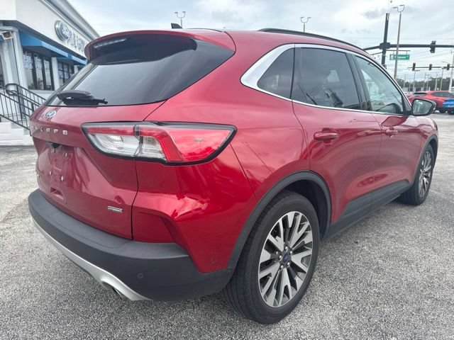 Certified 2020 Ford Escape Titanium FWD image 5