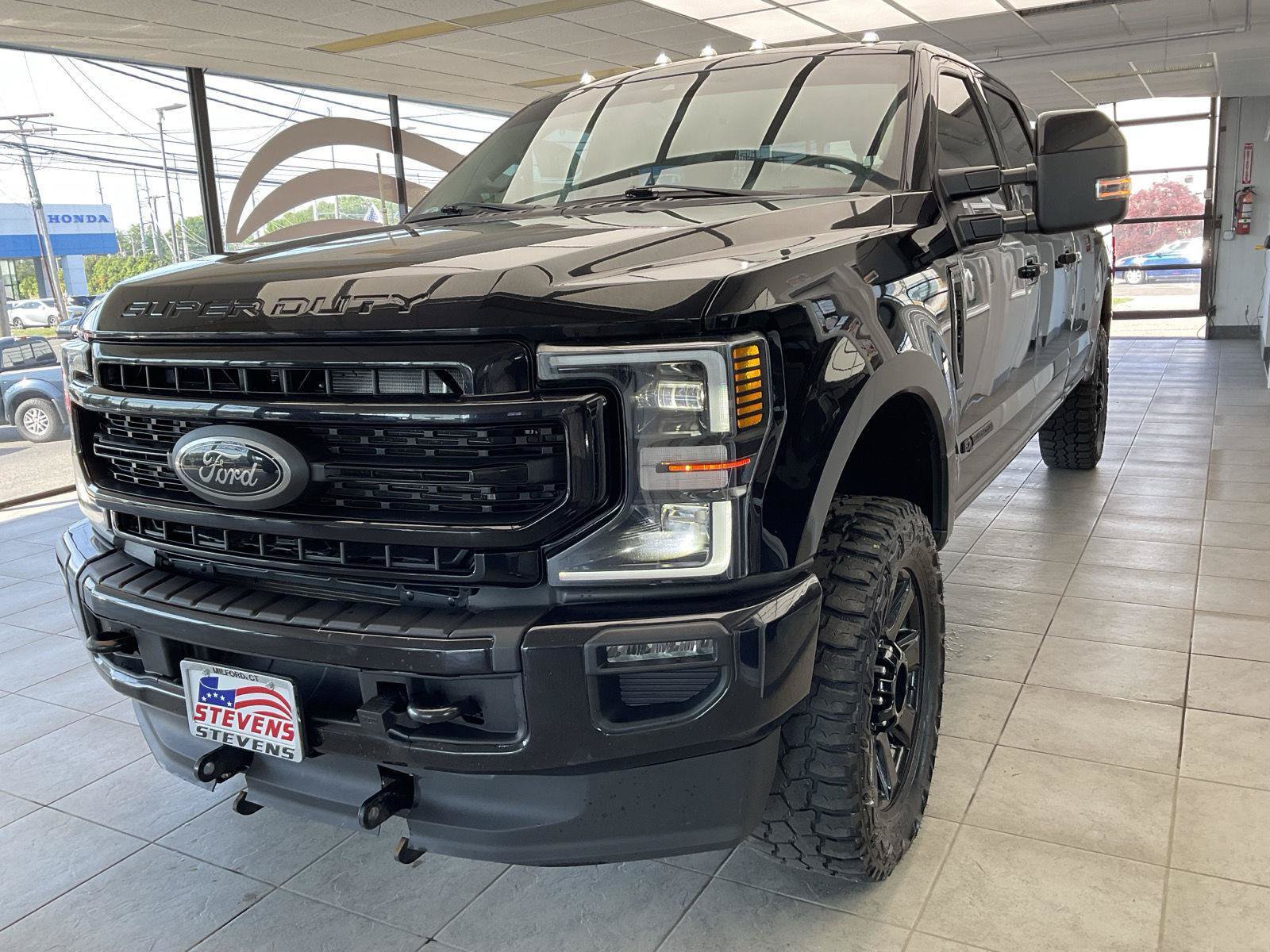 Certified 2021 Ford F350 Lariat AWD/4WD image 3
