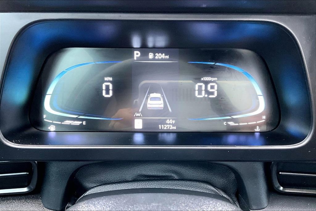 Used 2025 Hyundai Elantra Sport image 20