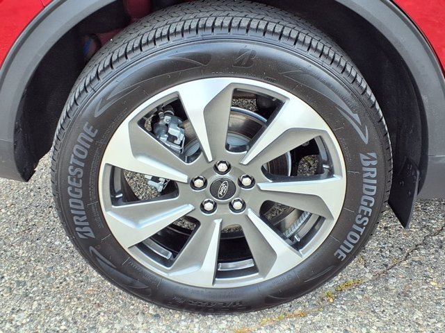 Certified 2024 Ford Escape Platinum AWD/4WD image 28