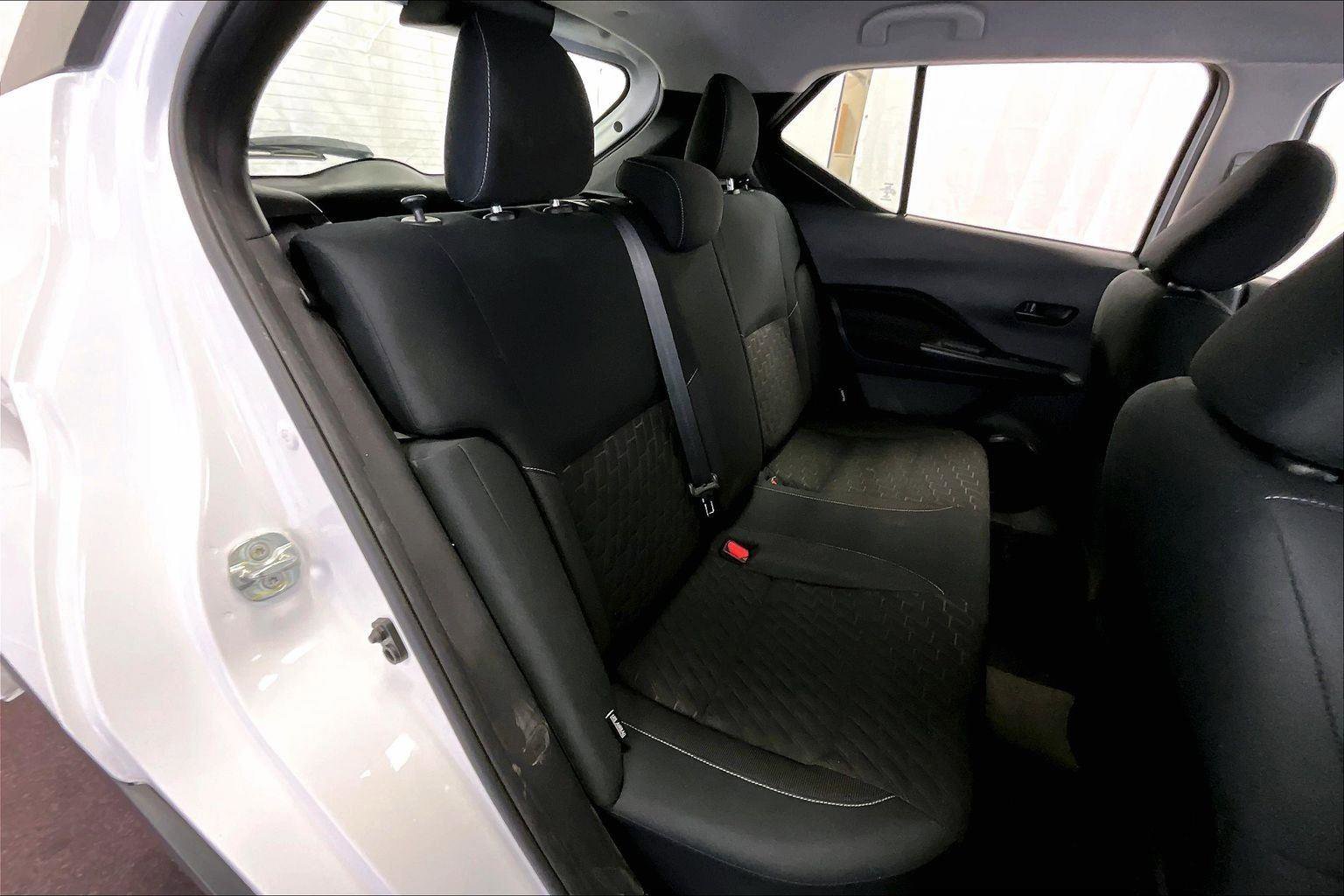 Used 2022 Nissan Kicks S image 26