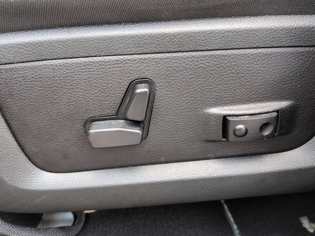 Used 2024 RAM 3500 Big Horn AWD/4WD image 20