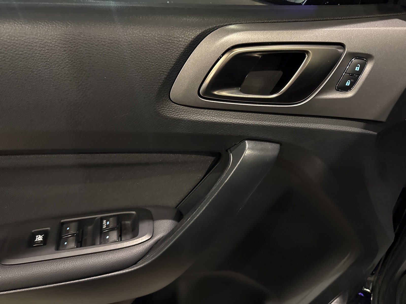 Certified 2023 Ford Ranger XLT w/ Equipment Group 302A High image 29