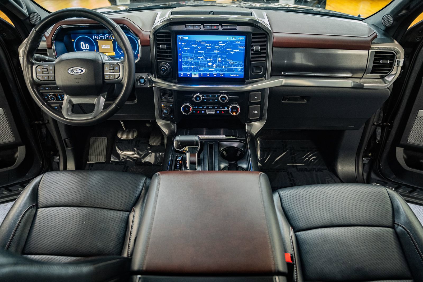 Certified 2023 Ford F150 Lariat w/ Equipment Group 502A High image 28