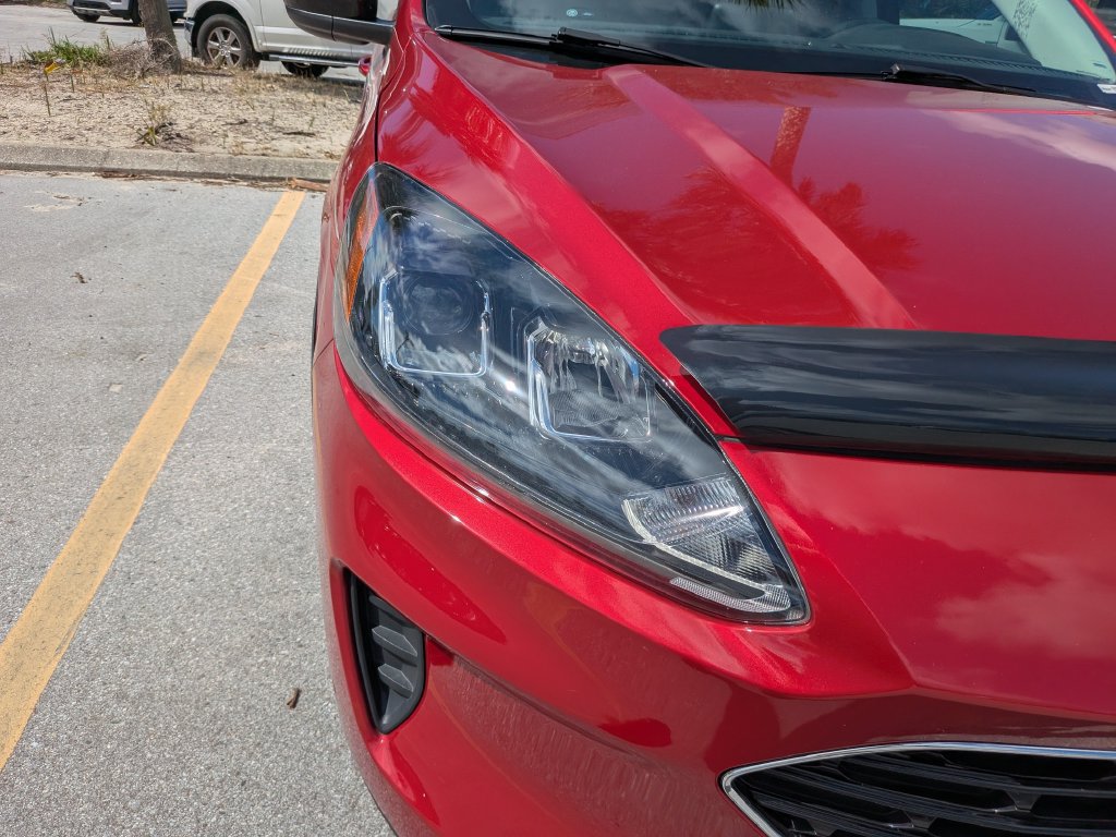 Certified 2022 Ford Escape SE w/ SE Sport Appearance Package FWD image 12