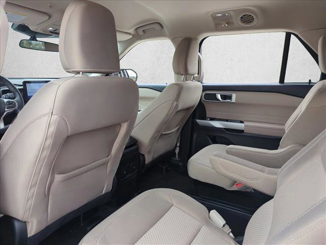 Certified 2023 Ford Explorer XLT image 18