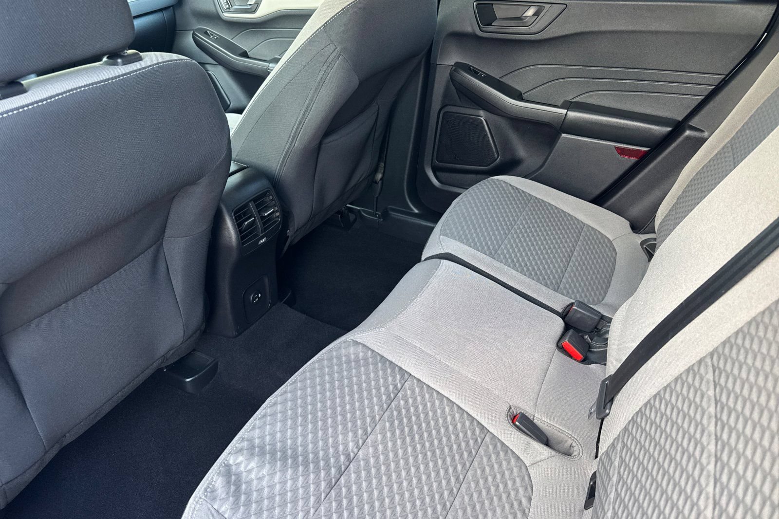 Certified 2022 Ford Escape SE FWD image 13