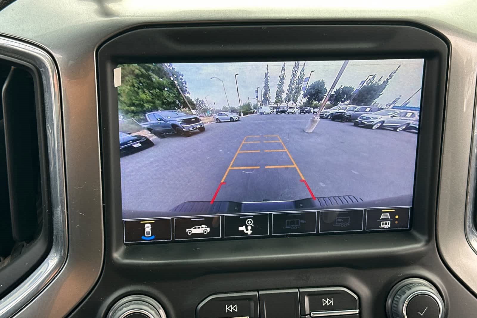 Used 2023 Chevrolet Silverado 2500 LTZ w/ LTZ Convenience Package image 19