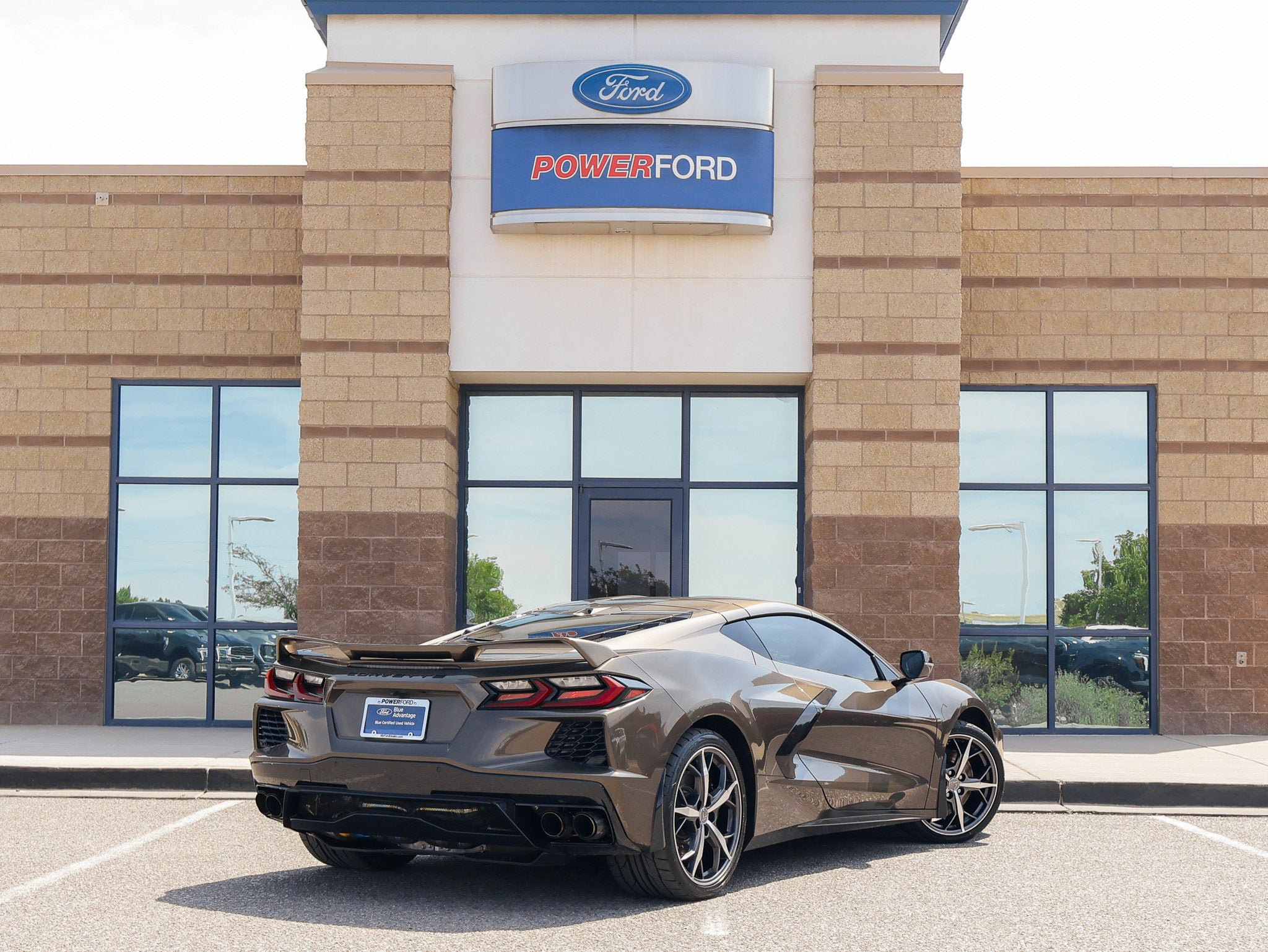 Used 2020 Chevrolet Corvette Stingray Premium Cpe w/ 3LT Preferred Equipment Group RWD image 6