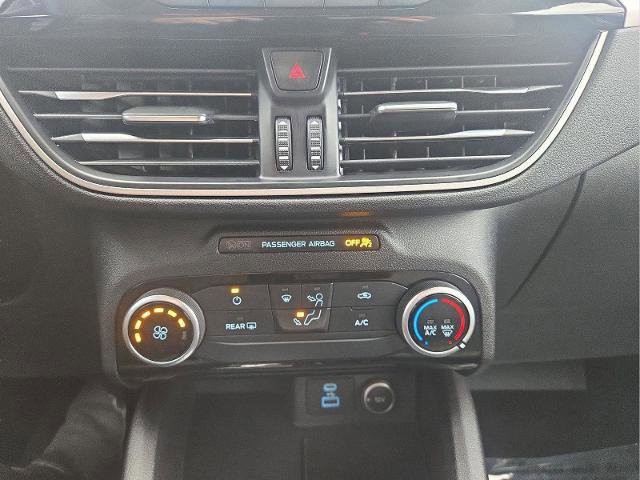 Certified 2021 Ford Escape SE image 17